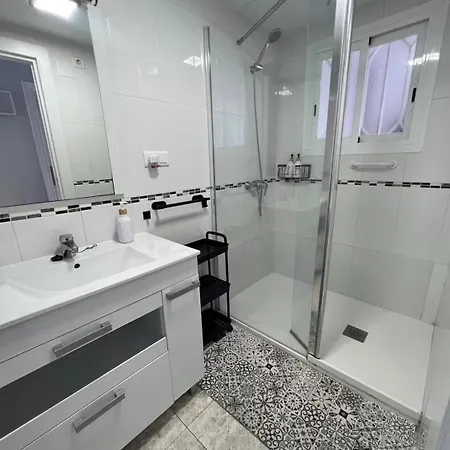 Apartmán Levante Sea View 10d - Primera Linea Playa Benidorm
