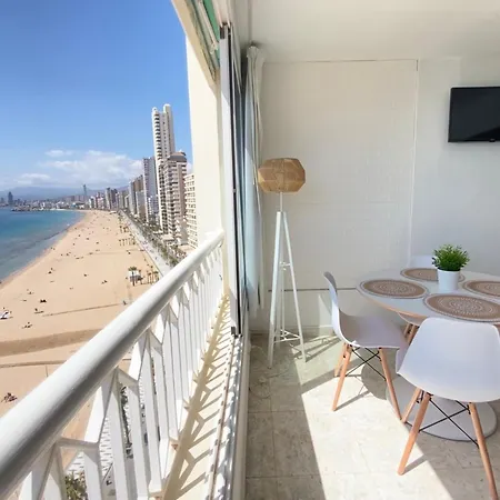Levante Sea View 10d - Primera Linea Playa شقة بينايدورم